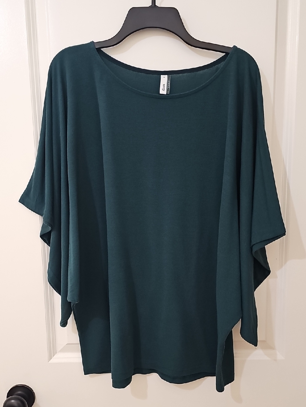 Glam Boutique Brand Hunter Green Batwing Flowy Top